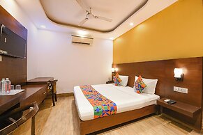 FabHotel Under Bridge