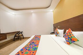 FabHotel Under Bridge