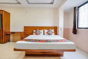 Fabhotel Paradise Inn