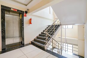 Fabhotel Paradise Inn