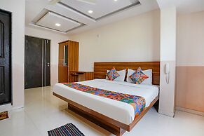 Fabhotel Paradise Inn