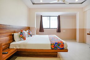 Fabhotel Paradise Inn