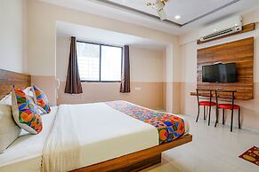 Fabhotel Paradise Inn