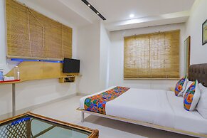 FabHotel Aamantran & Banquet Halls