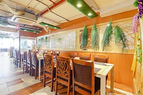 FabHotel Aamantran & Banquet Halls