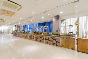 FabHotel Aamantran & Banquet Halls