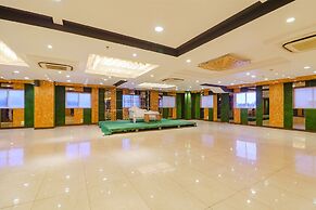 FabHotel Aamantran & Banquet Halls