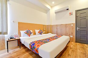 FabHotel Indian Tulip