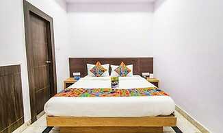 Fabhotel Golden Leaf