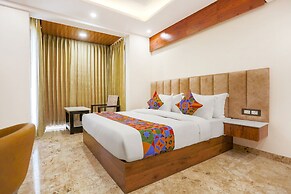 Fabhotel Golf Inn Golf course Road Gurugram