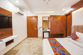 Fabhotel Golf Inn Golf course Road Gurugram