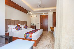 Fabhotel Golf Inn Golf course Road Gurugram