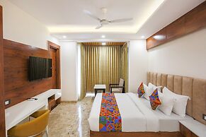 Fabhotel Golf Inn Golf course Road Gurugram