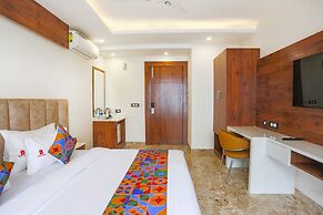 Fabhotel Golf Inn Golf course Road Gurugram