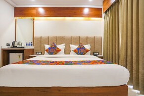 Fabhotel Golf Inn Golf course Road Gurugram