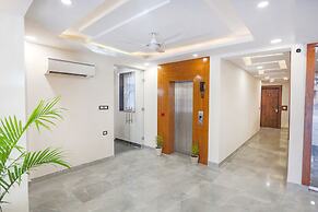 Fabhotel Golf Inn Golf course Road Gurugram