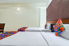 Fabhotel Nera Regency