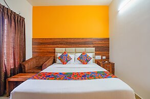 Fabhotel Greenwood Xpress Inn