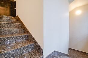 Fabhotel Greenwood Xpress Inn