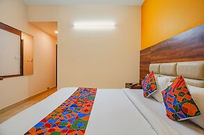 Fabhotel Greenwood Xpress Inn