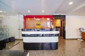 Fabhotel Greenwood Xpress Inn