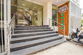 Fabhotel Greenwood Xpress Inn