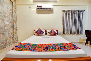 Fabhotel Kings Suites