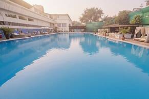 Fabhotel Prime The Thane Club