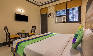 Itsy Hotels NV, Sushant Lok