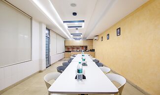 Itsy Hotels NV, Sushant Lok