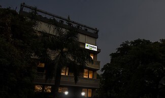 Itsy Hotels NV, Sushant Lok