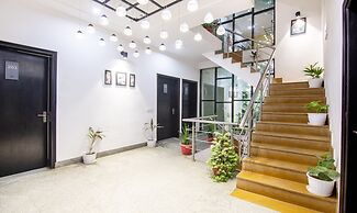 Itsy Hotels NV, Sushant Lok