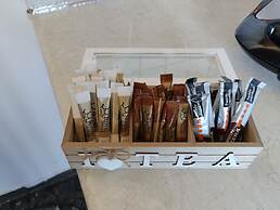 Beautiful 2-bed Apartment in Chania 65 sqm Space w