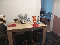Beautiful 2-bed Apartment in Chania 65 sqm Space w