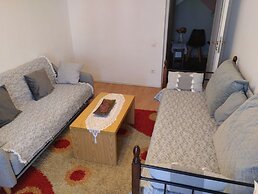 Beautiful 2-bed Apartment in Chania 65 sqm Space w