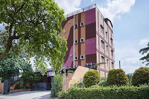 Collection O Cikarang Near Water Boom Lippo Cikarang Formerly Hotel Te