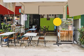 OYO 91344 Wr House Syariah BatamNearEast Coast Park