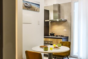 MiraNaples Apartments by Wonderful Italy