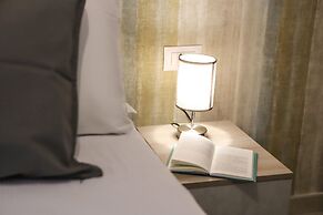 MiraNaples Apartments by Wonderful Italy