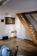 Panorama Old Town apartment by DuHomes