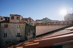 Panorama Old Town apartment by DuHomes