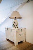 Panorama Old Town apartment by DuHomes