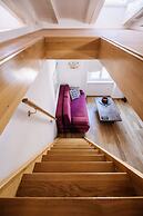 Panorama Old Town apartment by DuHomes