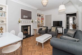 Beautiful & Bright 2BD Flat - Haymarket