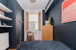 Beautiful & Bright 2BD Flat - Haymarket
