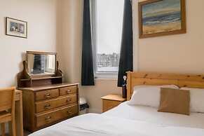 Charming and Relaxing 2BD Flat - Abbeyhill