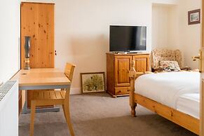 Charming and Relaxing 2BD Flat - Abbeyhill