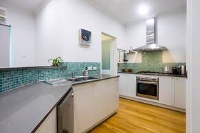Lovely Shenton Park Townhouse