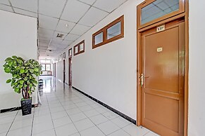 SPOT ON 91471 Syariah Wisma Uin Walisongo