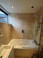 Vibrant & Homely 2BD Flat - Angel